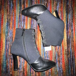 Emporio Armani High Heels Black size 8